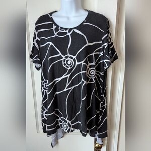 Westbound Woman Tunic